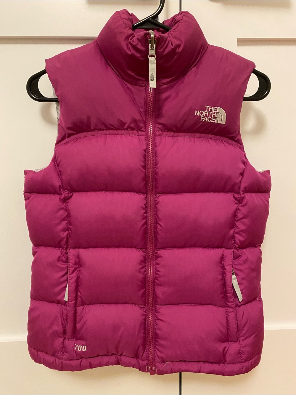 The North Face Nuptse Puffer Vest 700 in Magenta